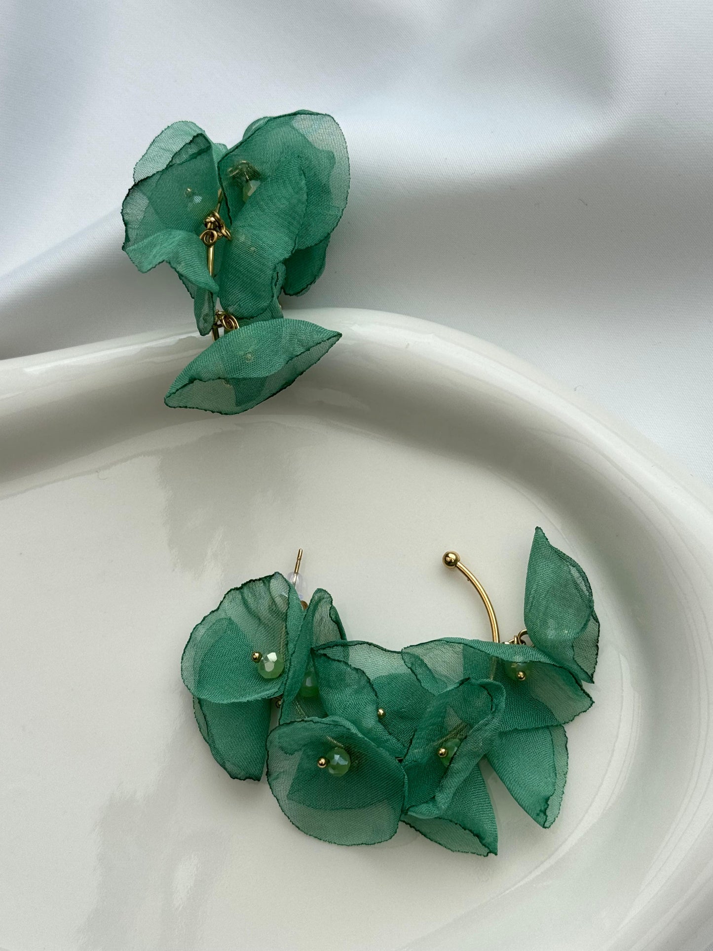 Green Lily's earrings